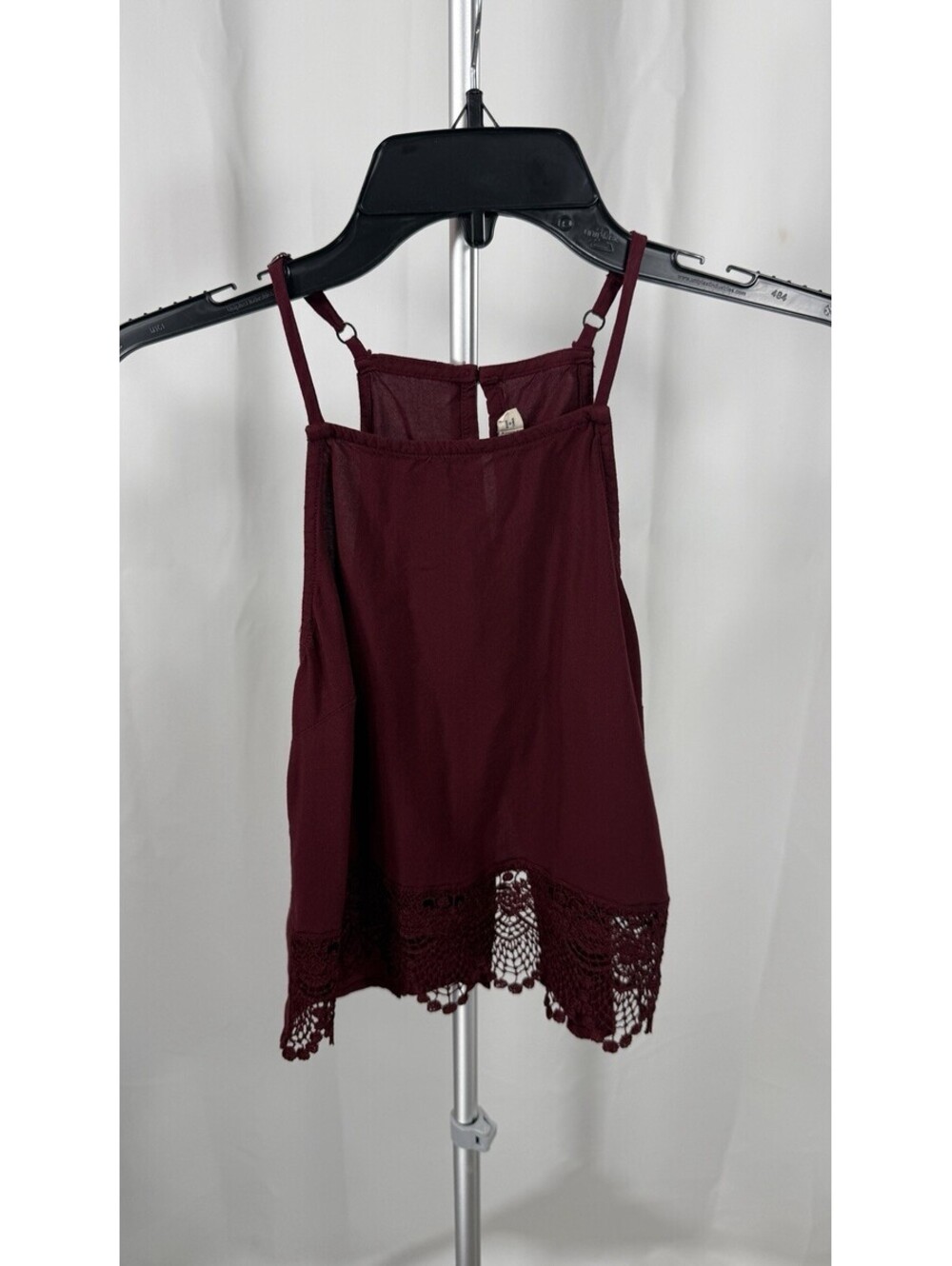 Live to Be Spoiled Womens M Burgundy Crochet Hem Cami Boho Going Out